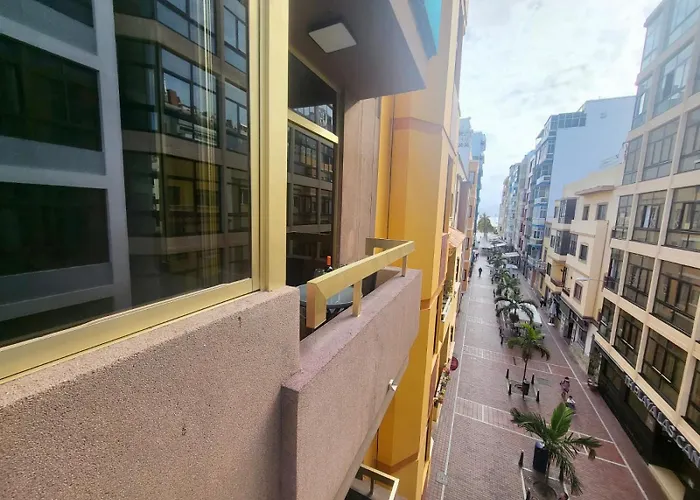 New Big Flat With Balcony 50mts Away From Parking Optional ラスパルマス・デ・グランカナリア