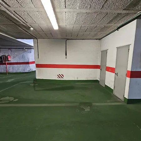 New Big Flat With Balcony 50mts Away From Parking Optional