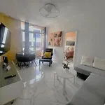 New Big Flat With Balcony 50mts Away From Parking Optional 公寓
